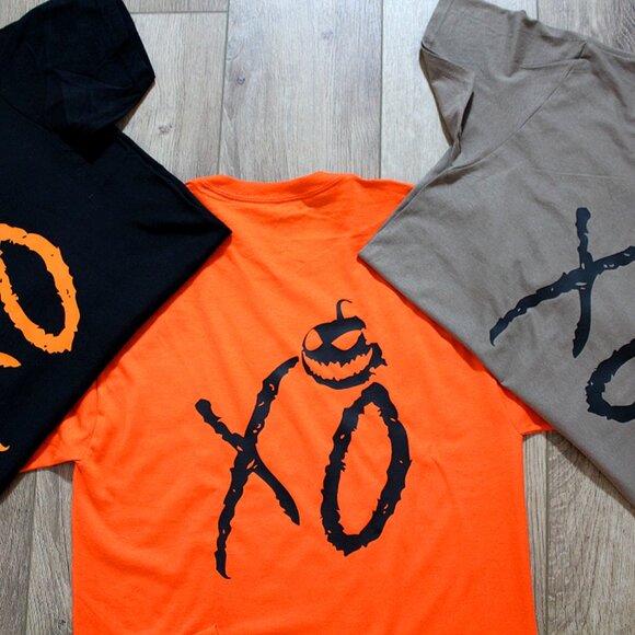 The Weeknd XO HalloWeen Skull Orange T-Shirt Size M And Large - Picture 6 of 6